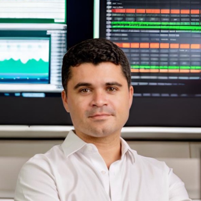 Juliano Cândido, Founder and Managing Director